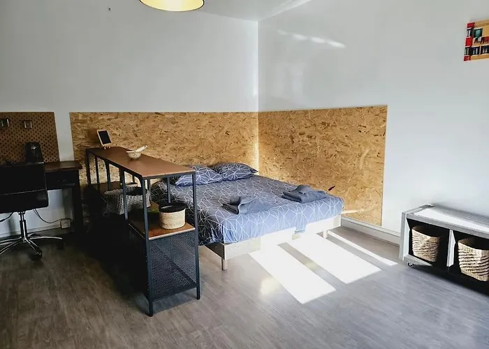Le De Max - Terrasse Et Parking Valence (Drome)